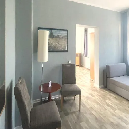 Apartment Am Pollingpark Haus Ii *
