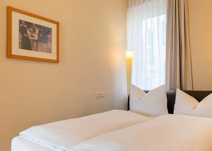 Am Pollingpark Haus Ii * Dessau-Rosslau